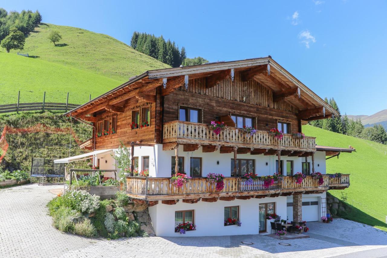 Landhaus Hinterglemm Lägenhet Saalbach-Hinterglemm Exteriör bild