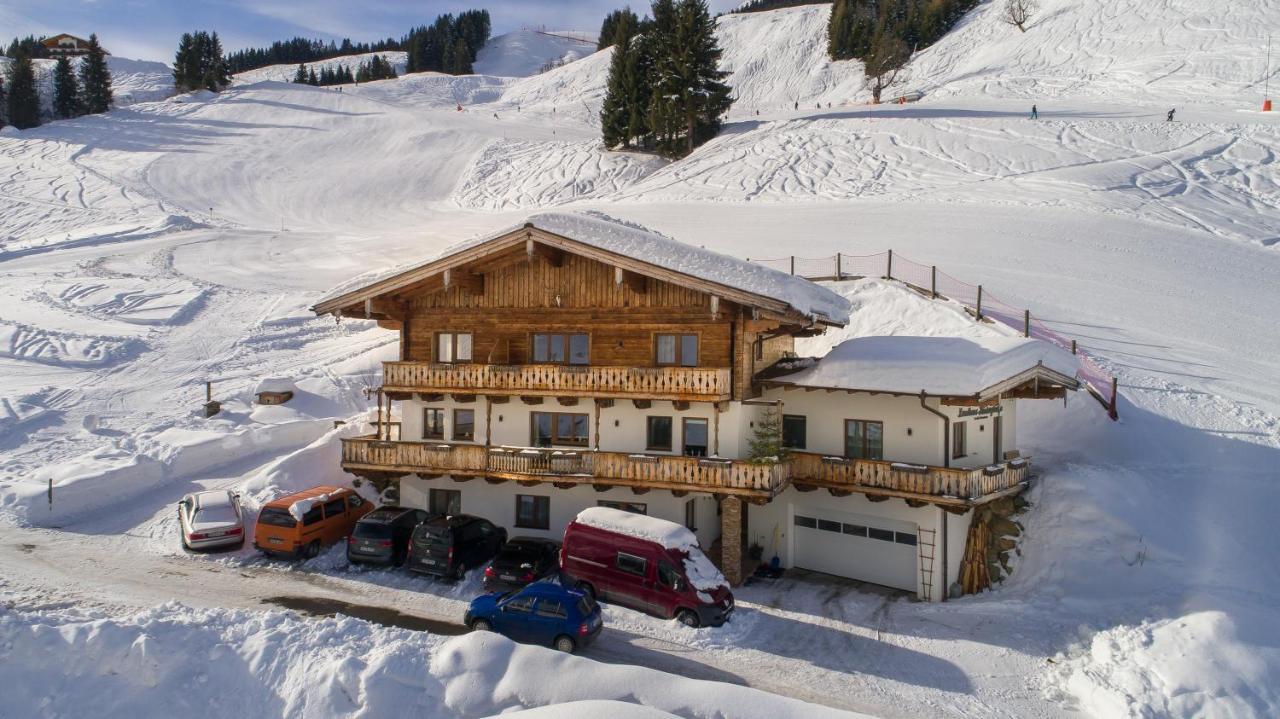 Landhaus Hinterglemm Lägenhet Saalbach-Hinterglemm Exteriör bild